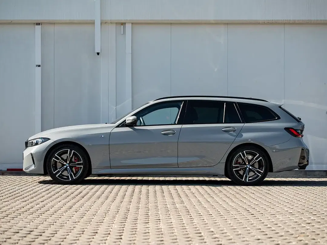 BMW 330 - Thumbnail 8