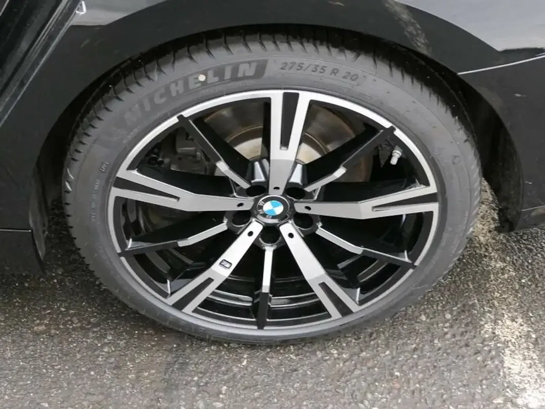 BMW 520 - Thumbnail 11