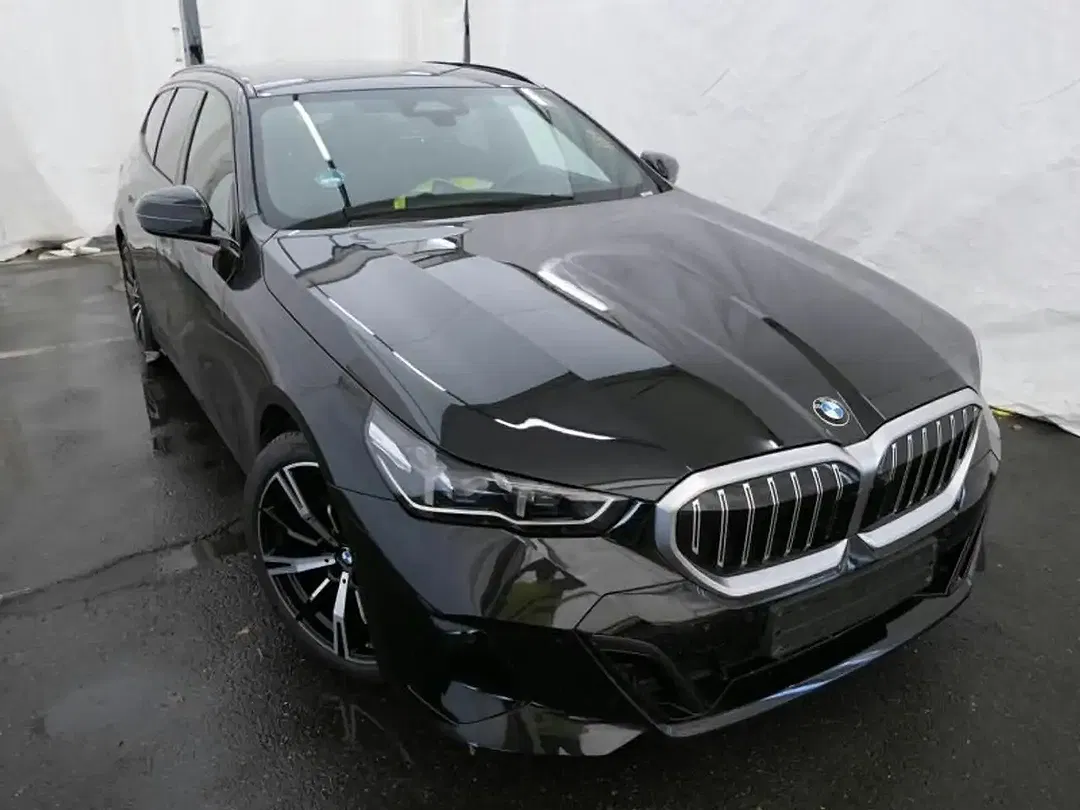 BMW 520 - Thumbnail 2