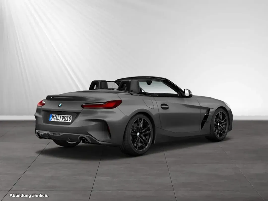 BMW Z4 - Thumbnail 2