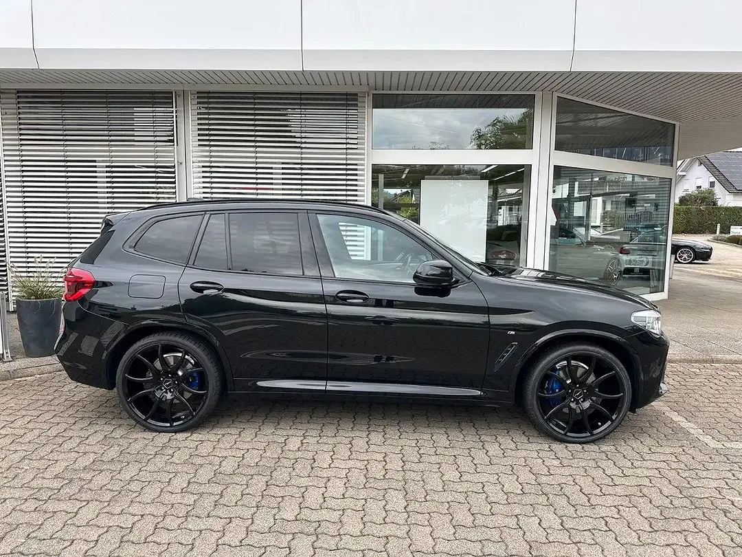 BMW X3 - Thumbnail 2