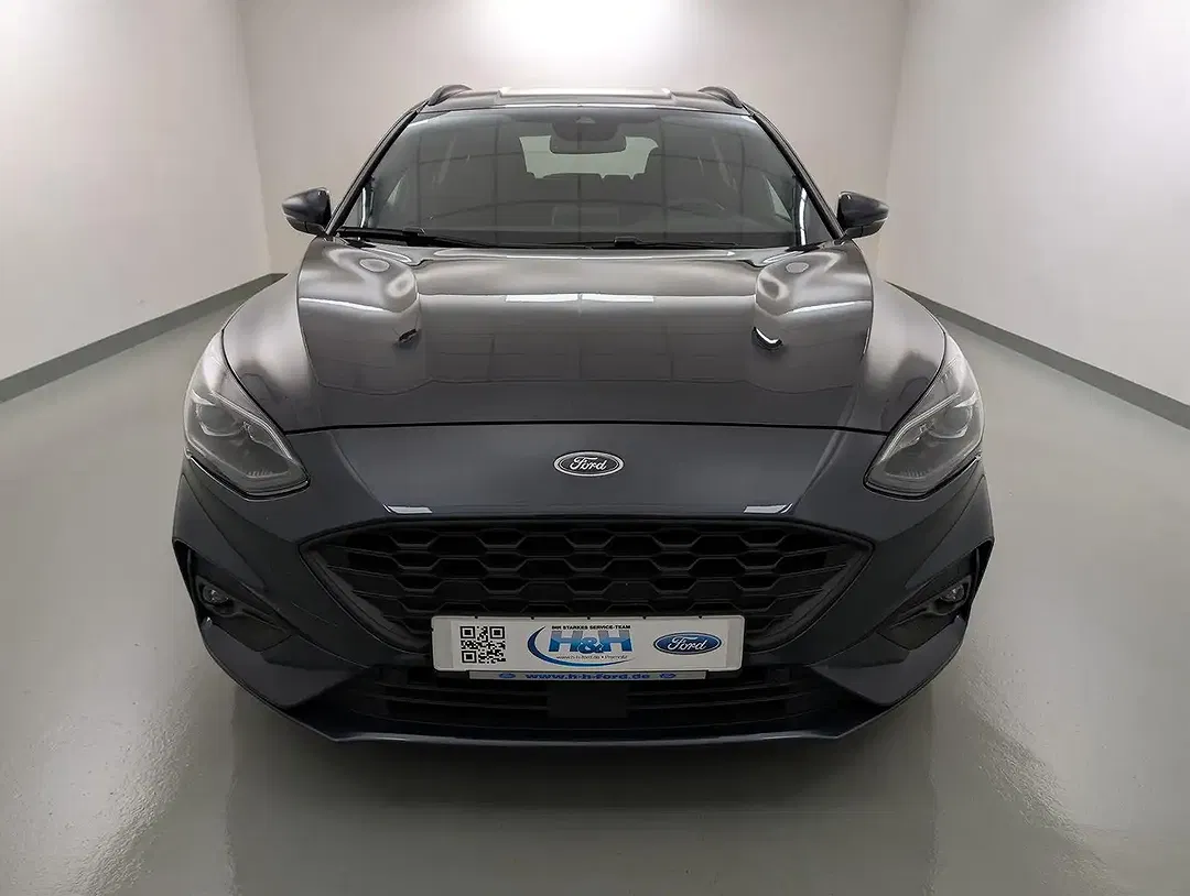 Ford Focus - Thumbnail 6