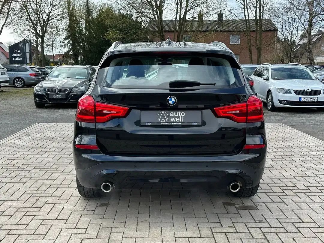 BMW X3 - Thumbnail 4