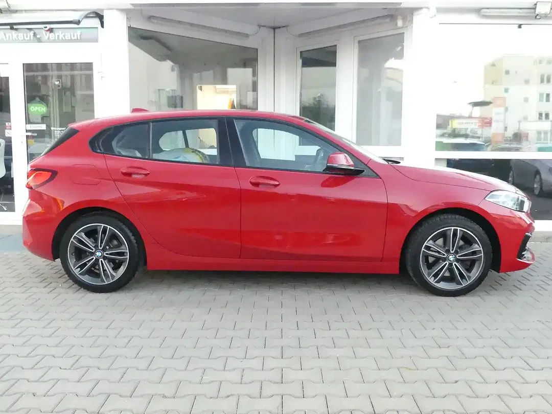 BMW 118 - Thumbnail 4