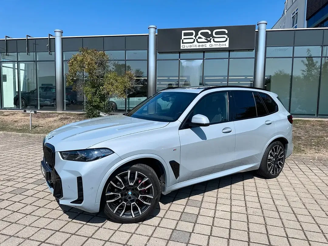 BMW X5 - Thumbnail 4