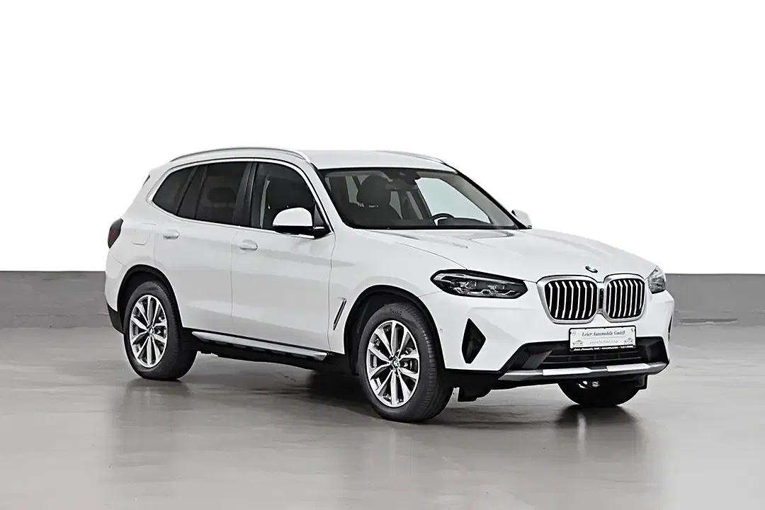 BMW X3 - Thumbnail 1