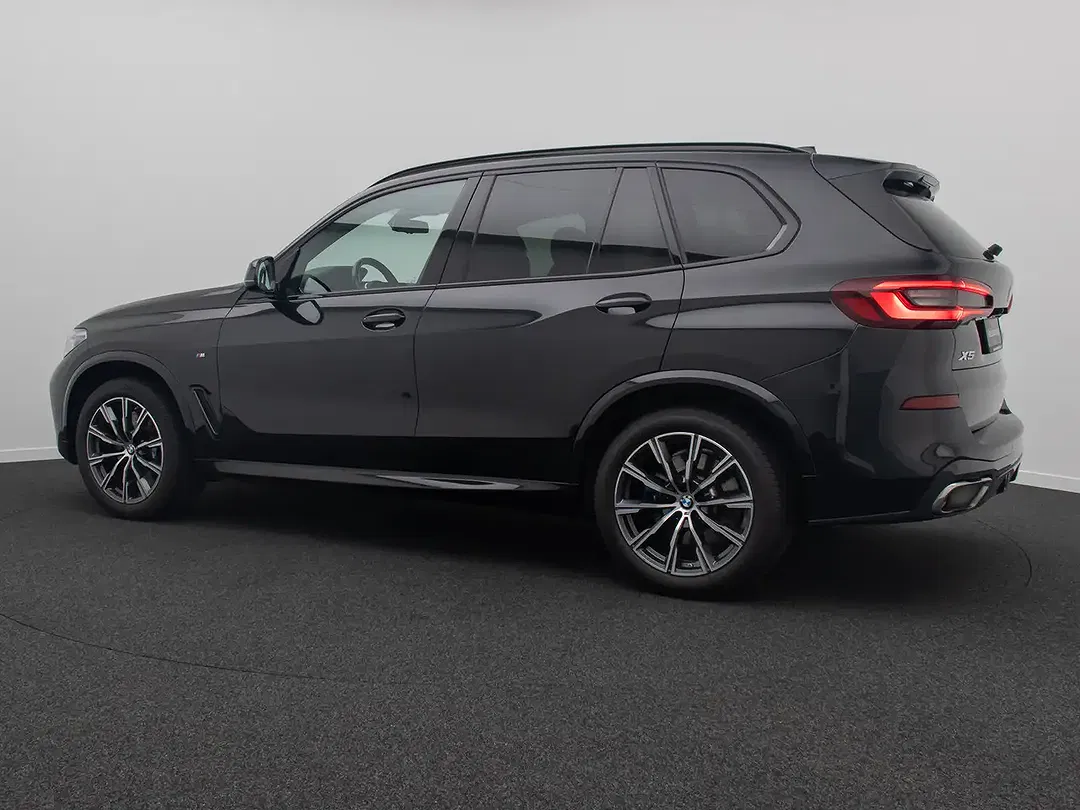 BMW X5 - Thumbnail 10