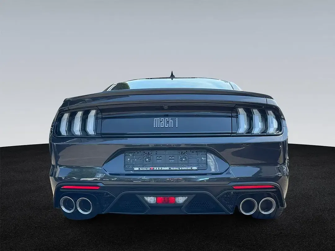 Ford Mustang - Thumbnail 6