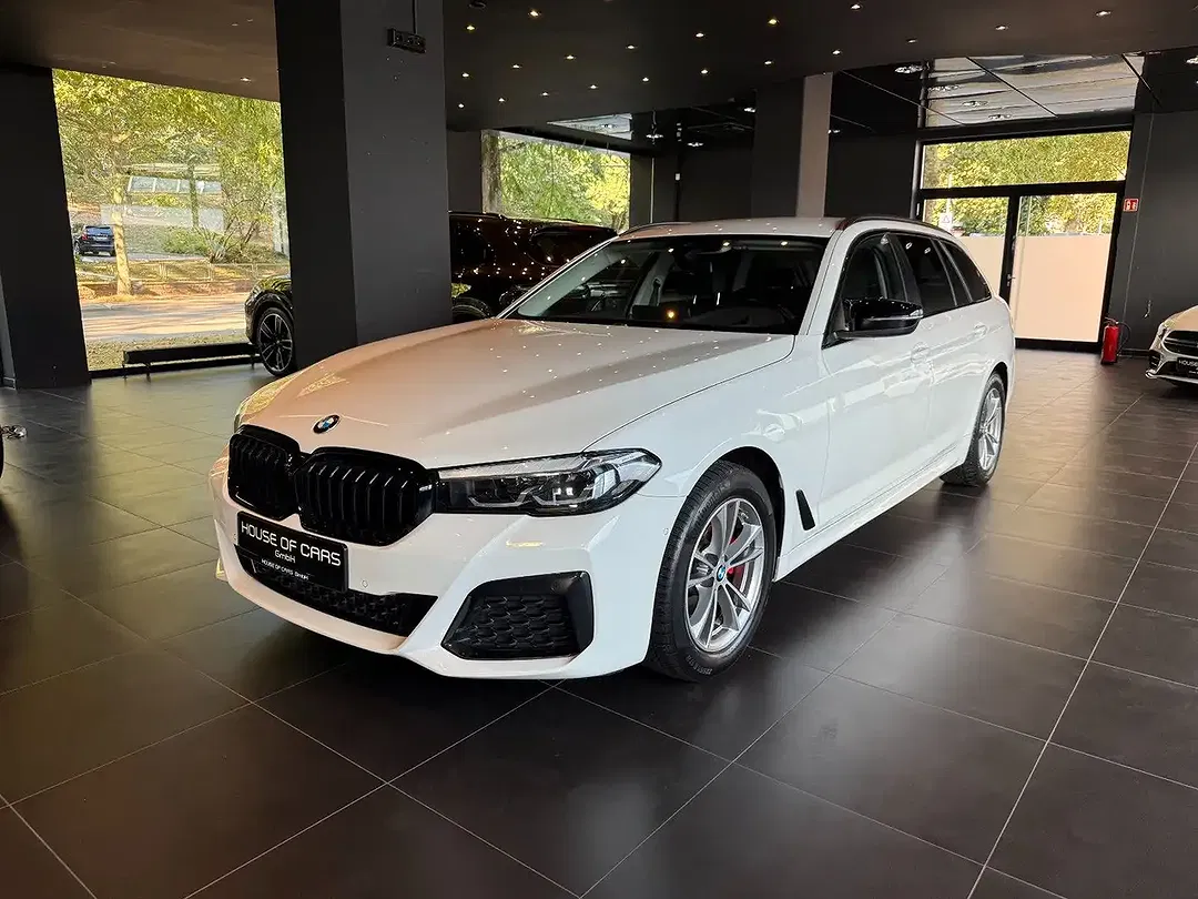 BMW 520 - Thumbnail 1