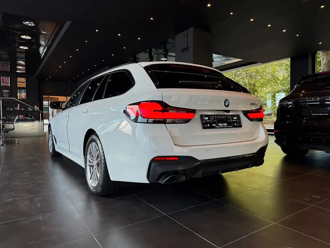 BMW 520 - Thumbnail 10
