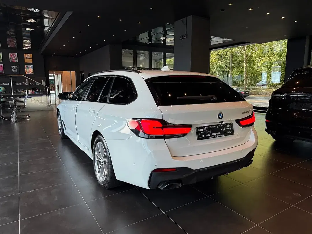 BMW 520 - Thumbnail 6