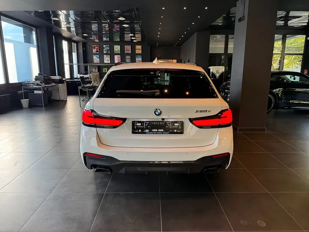 BMW 520 - Thumbnail 7
