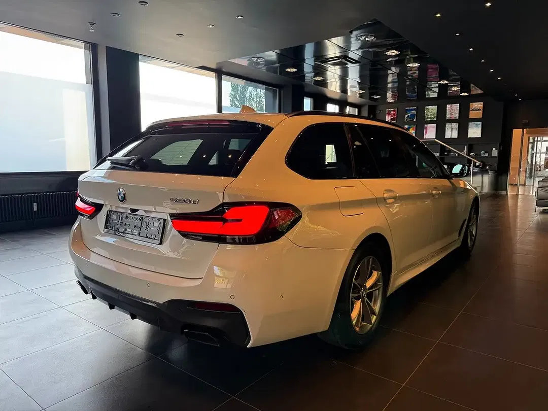 BMW 520 - Thumbnail 8