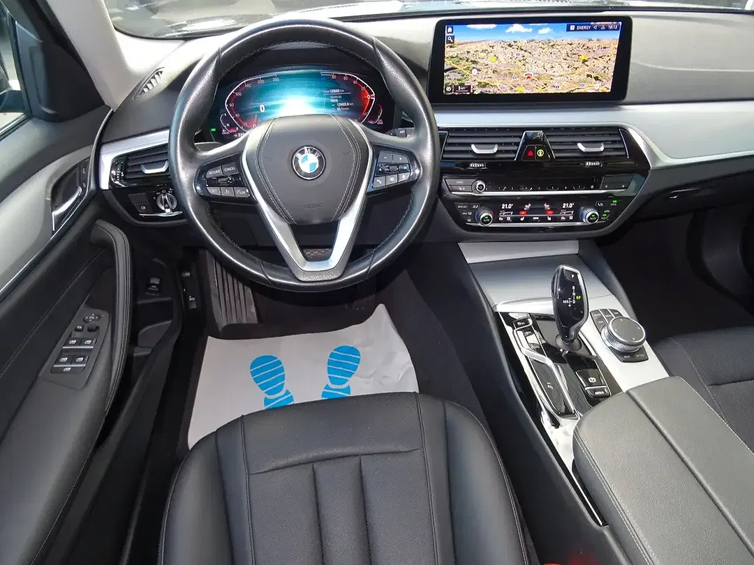 BMW 520 - Thumbnail 10