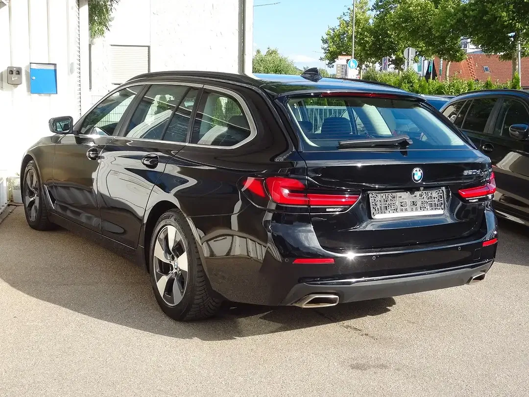 BMW 520 - Thumbnail 4