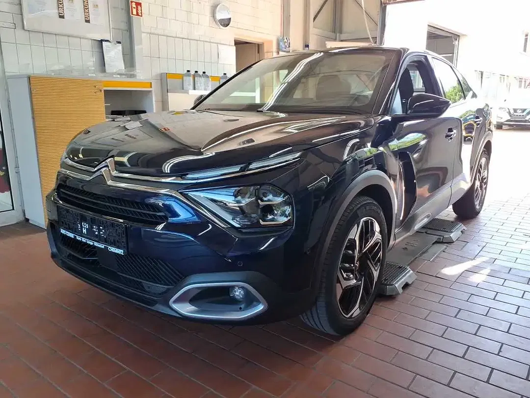 Citroen C4 X - Thumbnail 3