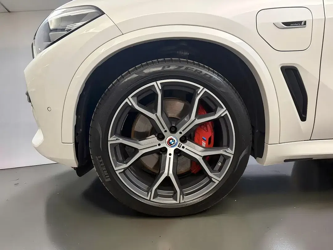 BMW X5 - Thumbnail 5