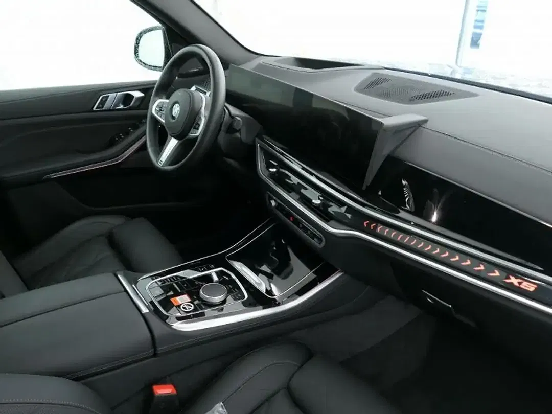 BMW X5 - Thumbnail 3