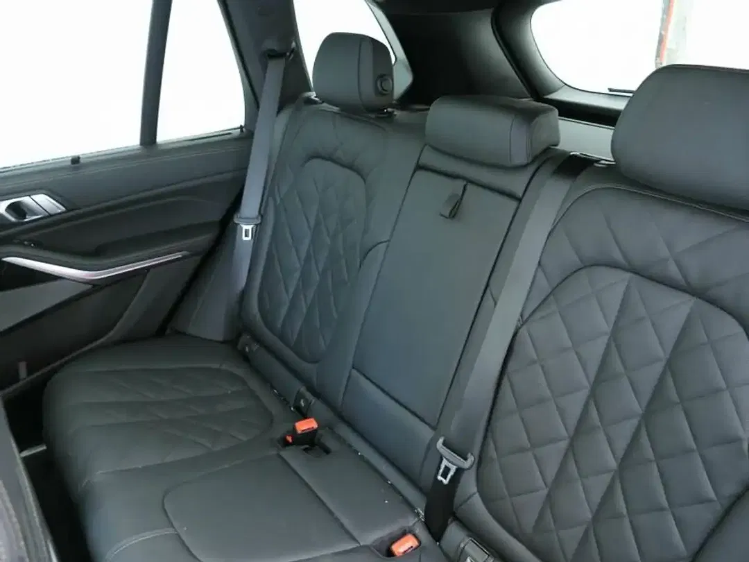 BMW X5 - Thumbnail 8