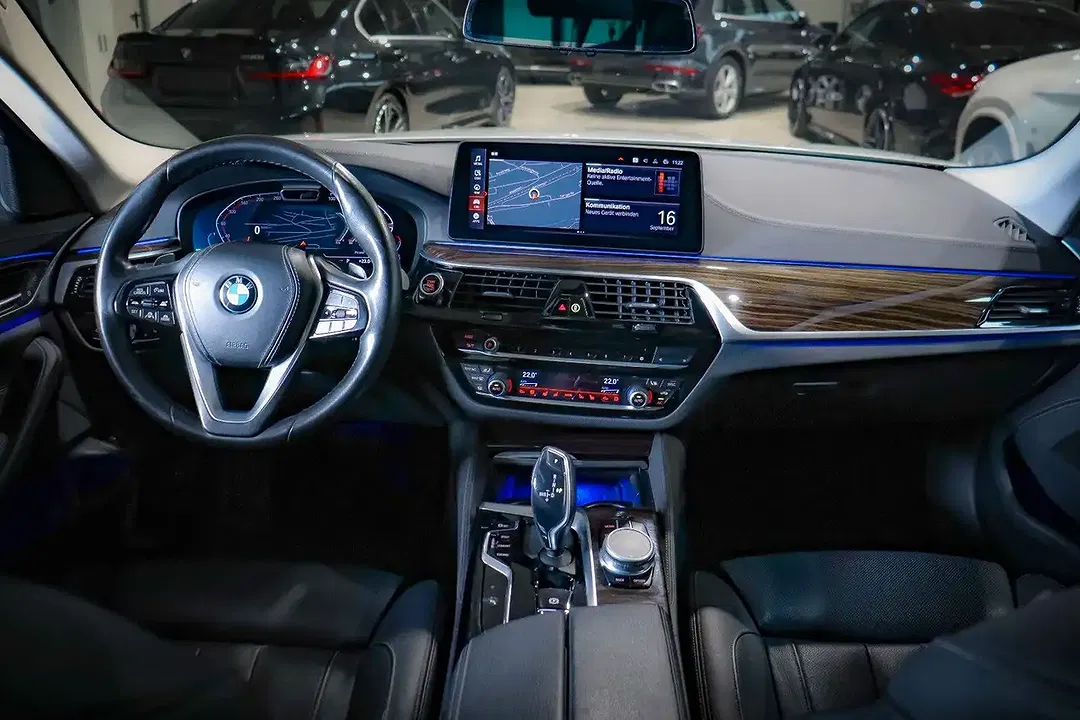 BMW 530 - Thumbnail 15