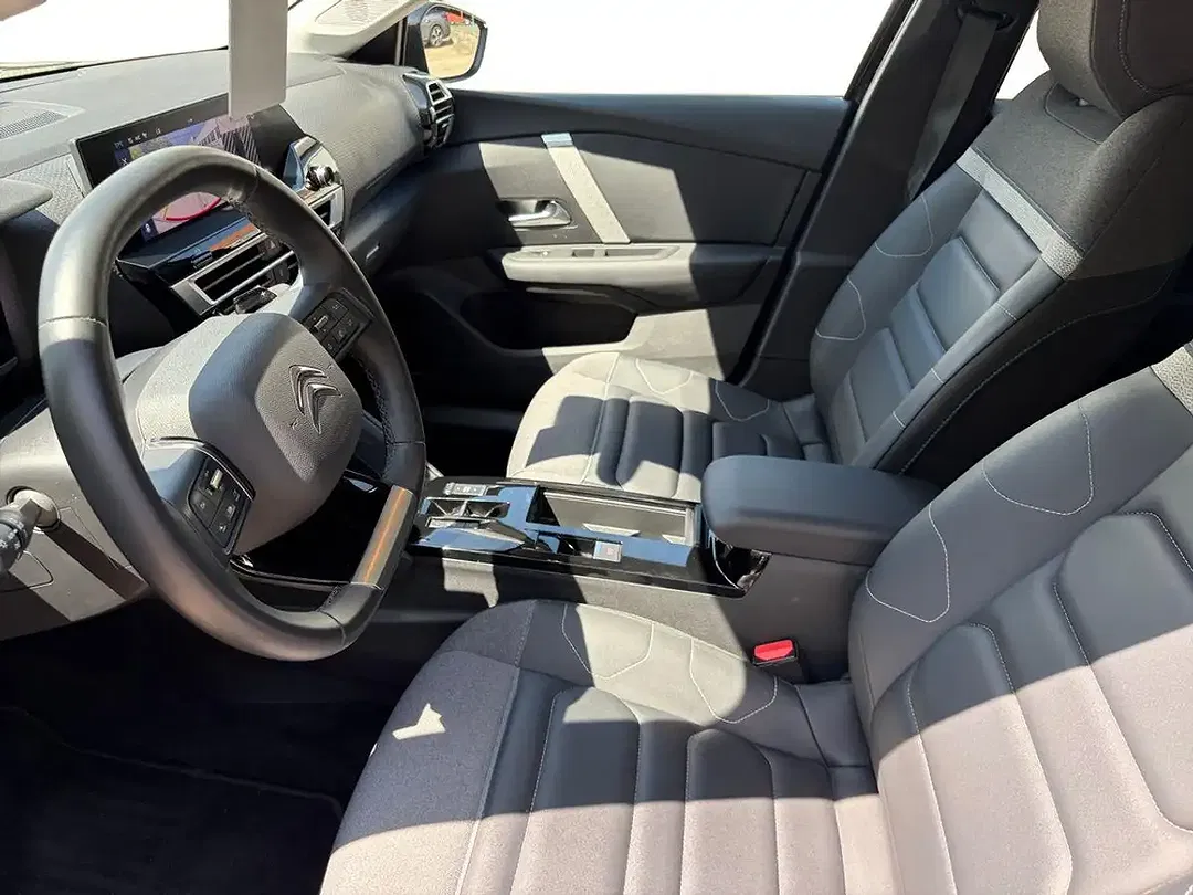 Citroen C4 - Thumbnail 6