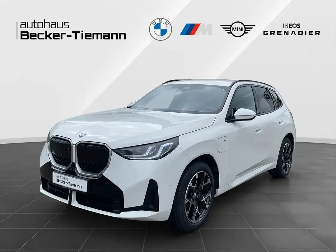 BMW X3 - Thumbnail 1