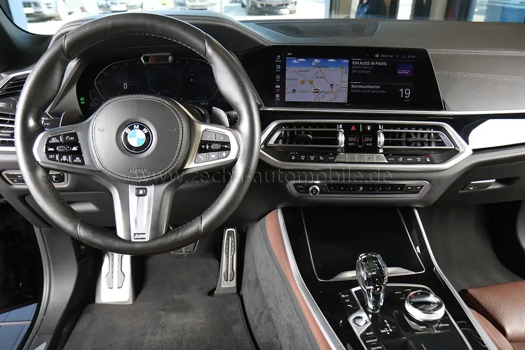 BMW X5 - Thumbnail 25