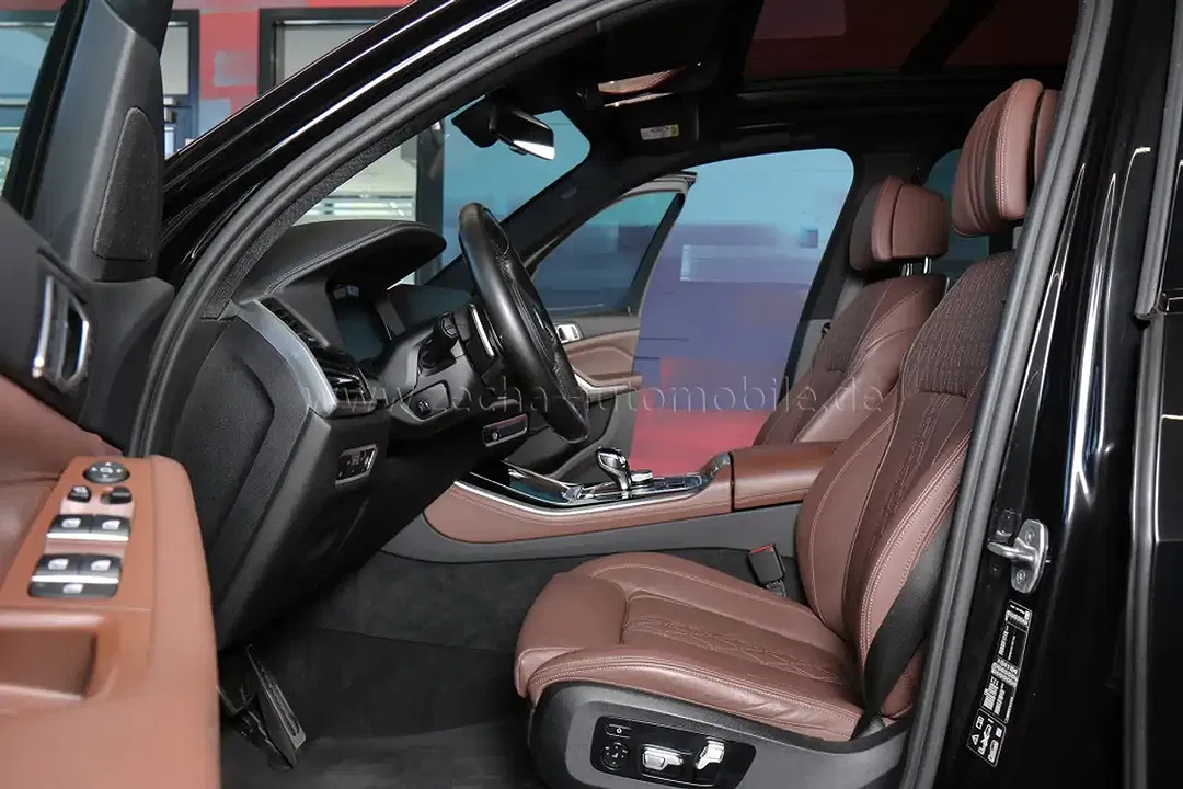 BMW X5 - Thumbnail 3