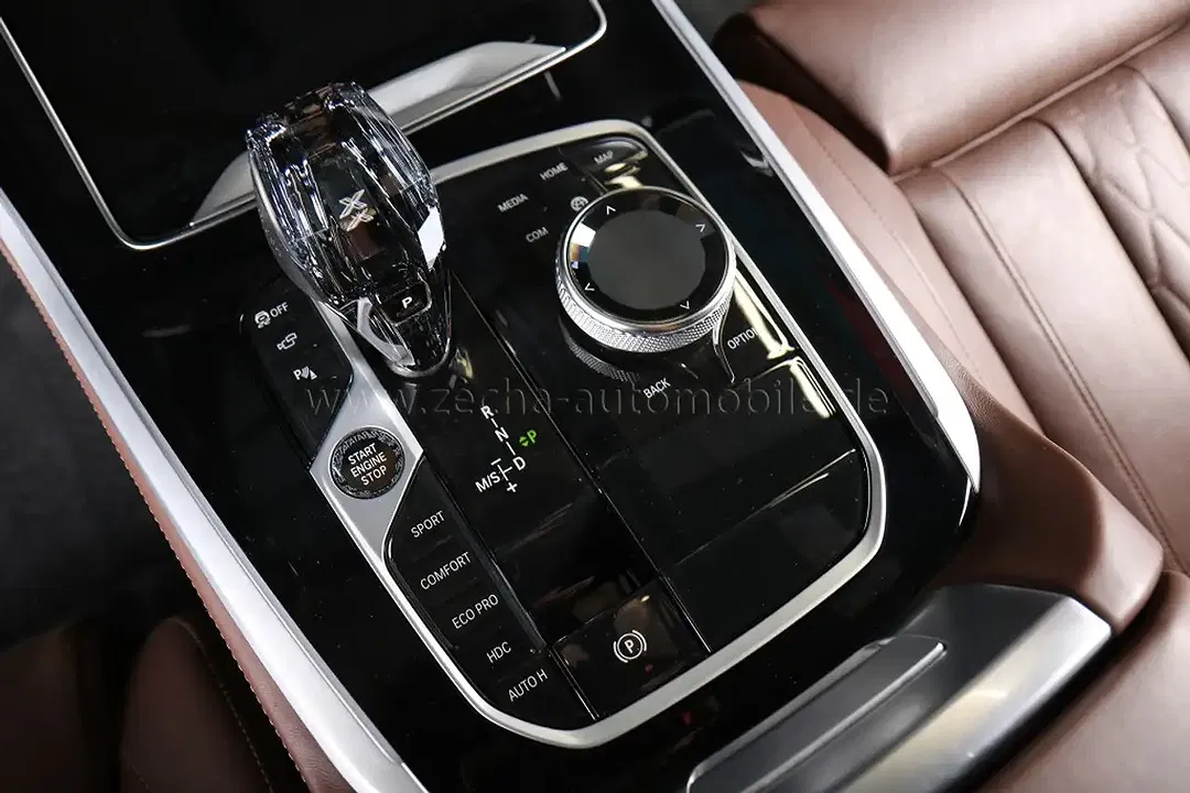 BMW X5 - Thumbnail 9