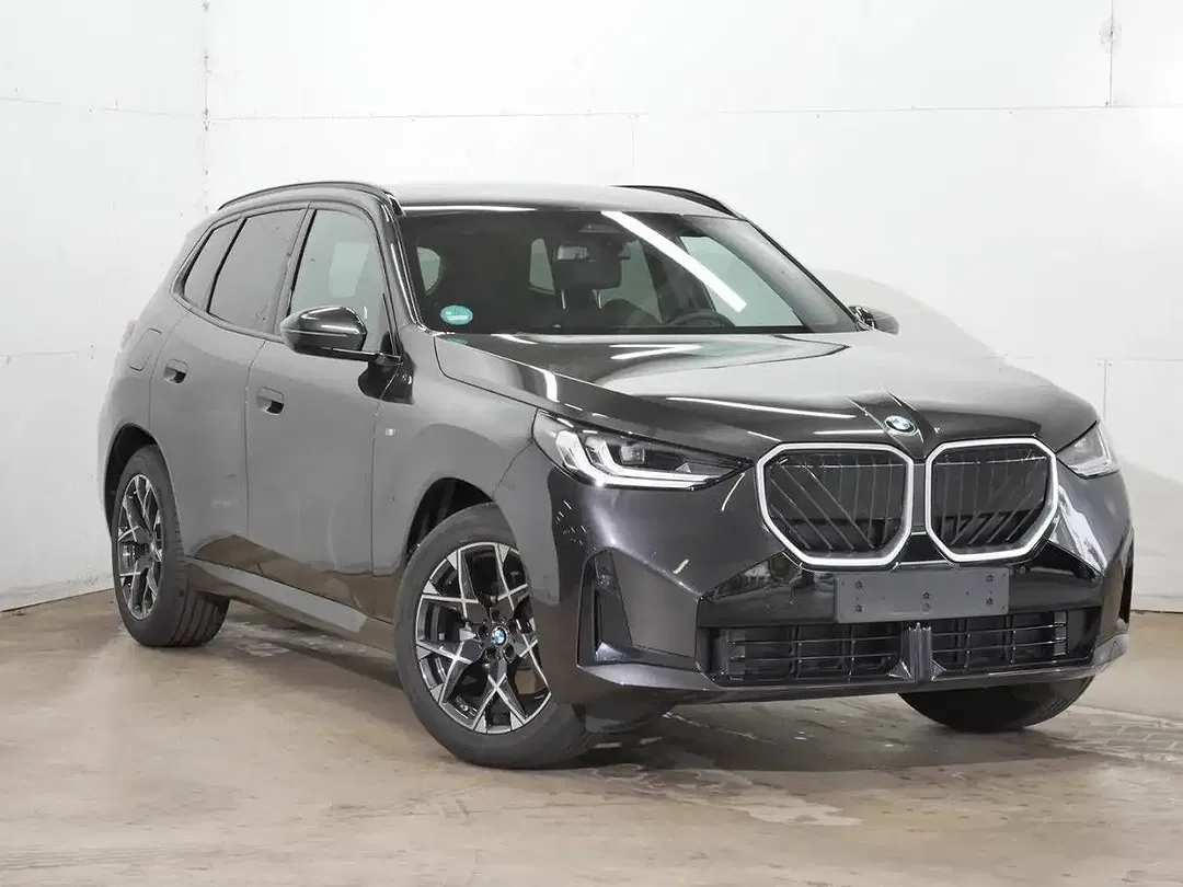 BMW X3 - Thumbnail 3