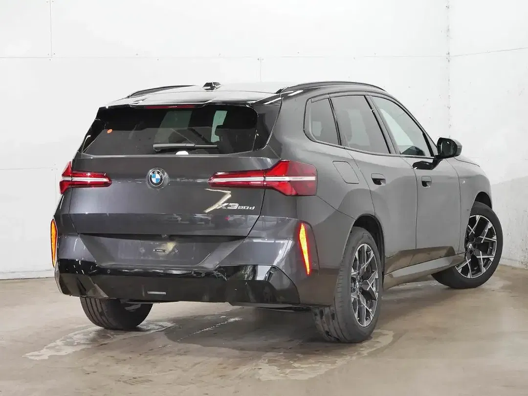 BMW X3 - Thumbnail 5