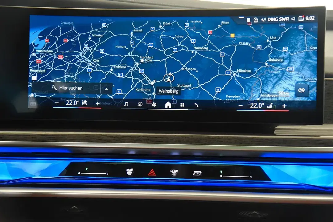 BMW 740 - Thumbnail 12