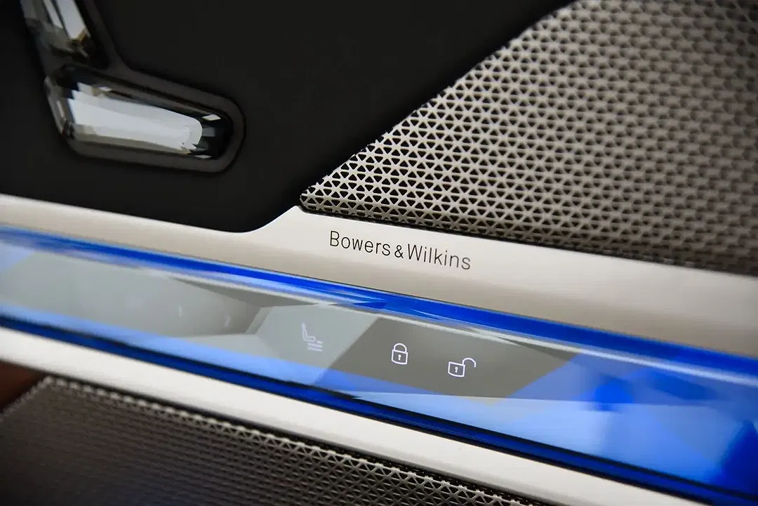 BMW 740 - Thumbnail 21