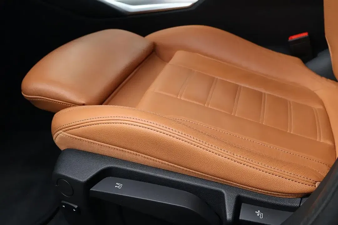 BMW 320 - Thumbnail 11