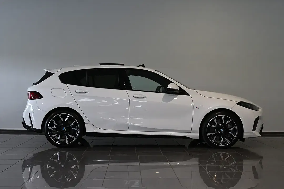 BMW 120 - Thumbnail 4