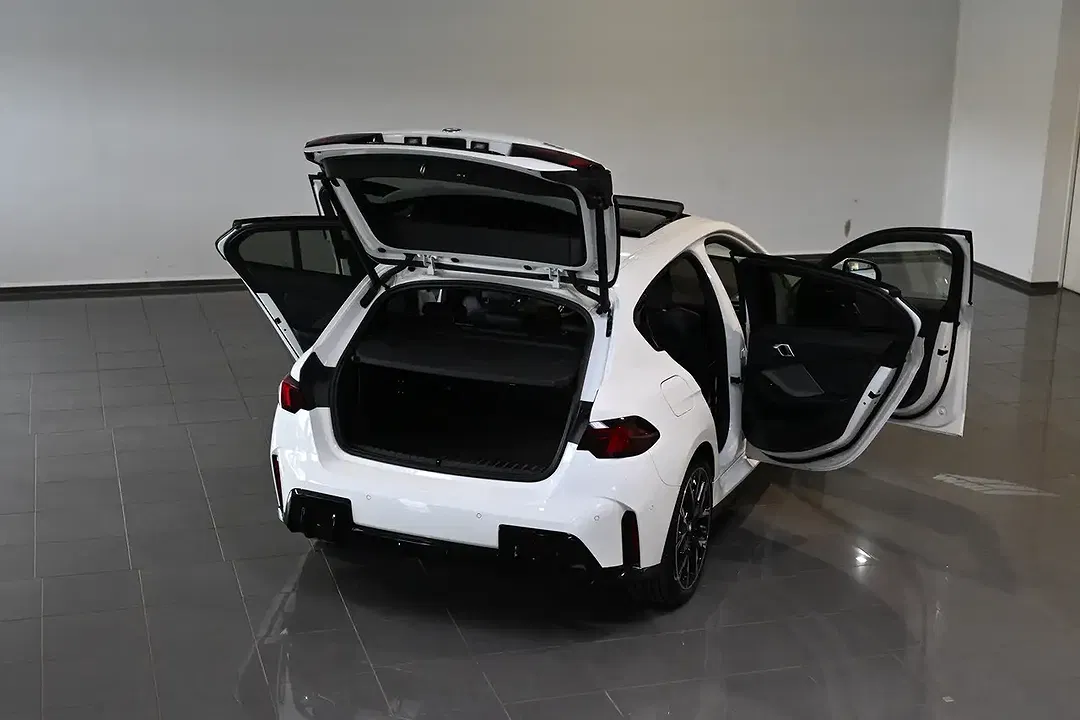 BMW 120 - Thumbnail 6
