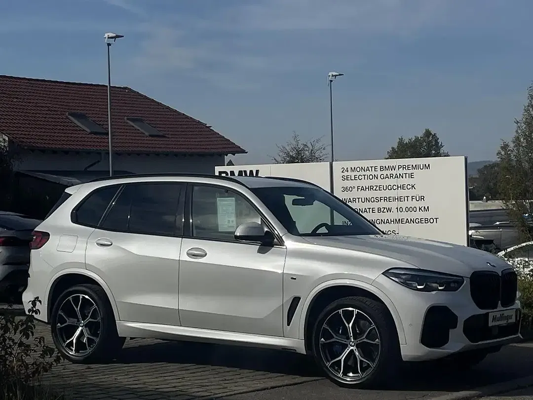 BMW X5 - Thumbnail 3