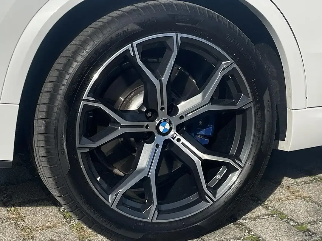 BMW X5 - Thumbnail 9