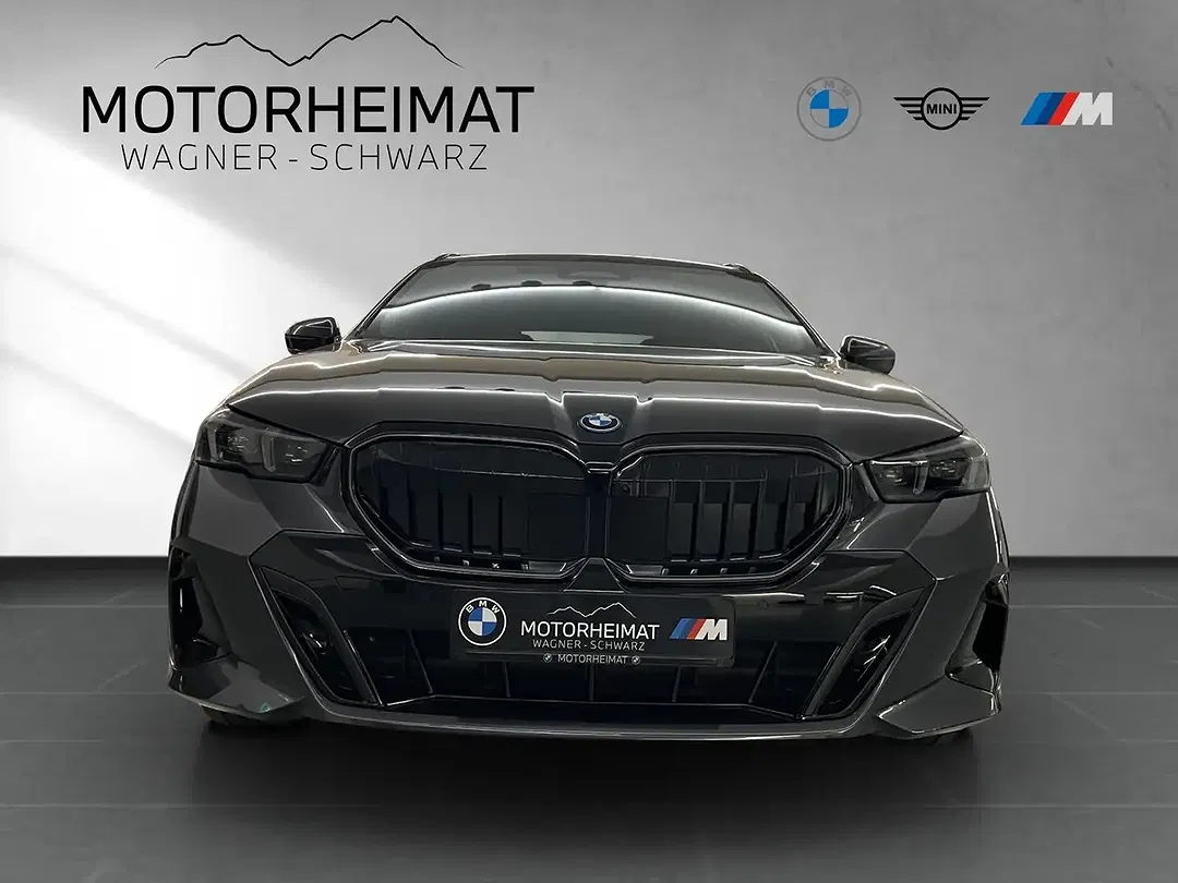 BMW 550 - Thumbnail 3