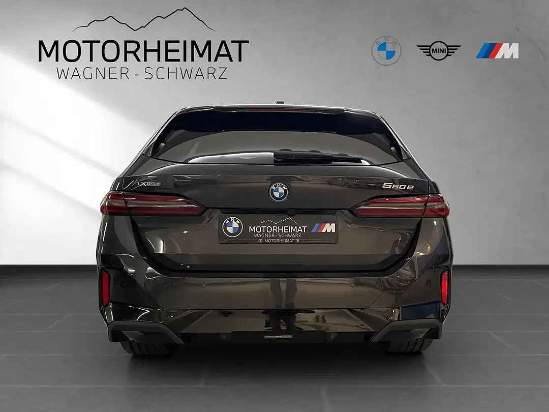 BMW 550 - Thumbnail 6