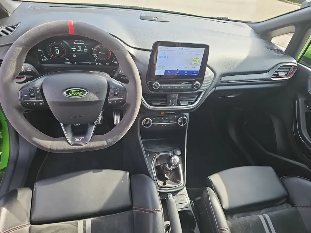 Ford Fiesta - Thumbnail 13