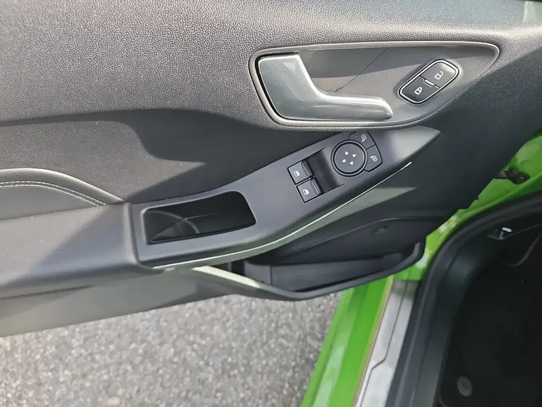 Ford Fiesta - Thumbnail 7