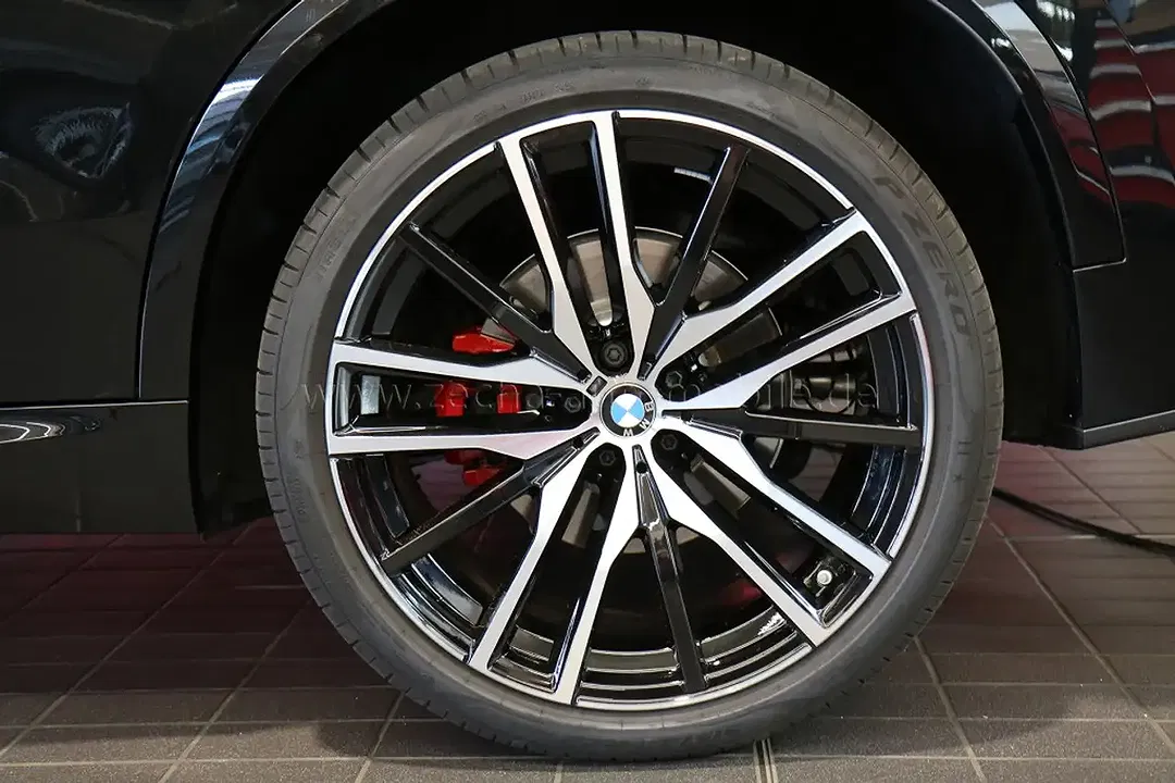 BMW X5 - Thumbnail 31