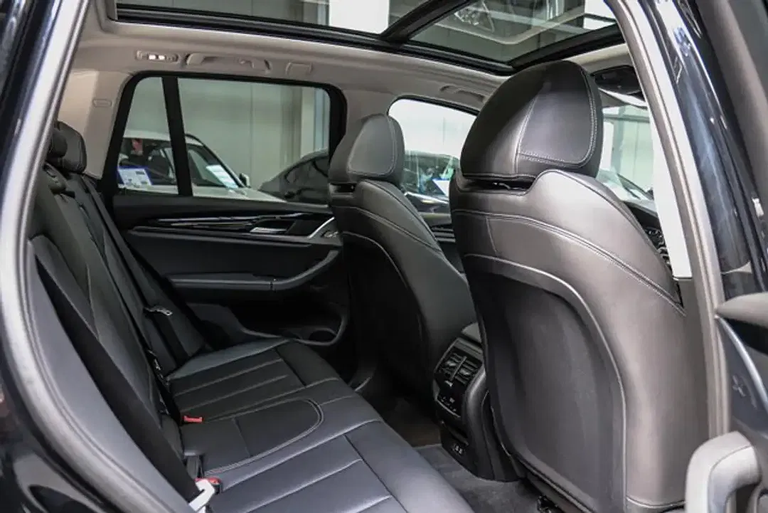 BMW X3 - Thumbnail 15
