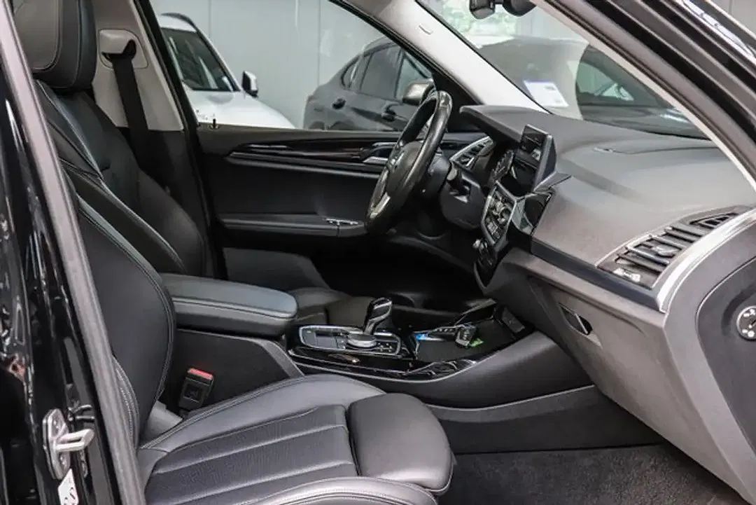 BMW X3 - Thumbnail 17