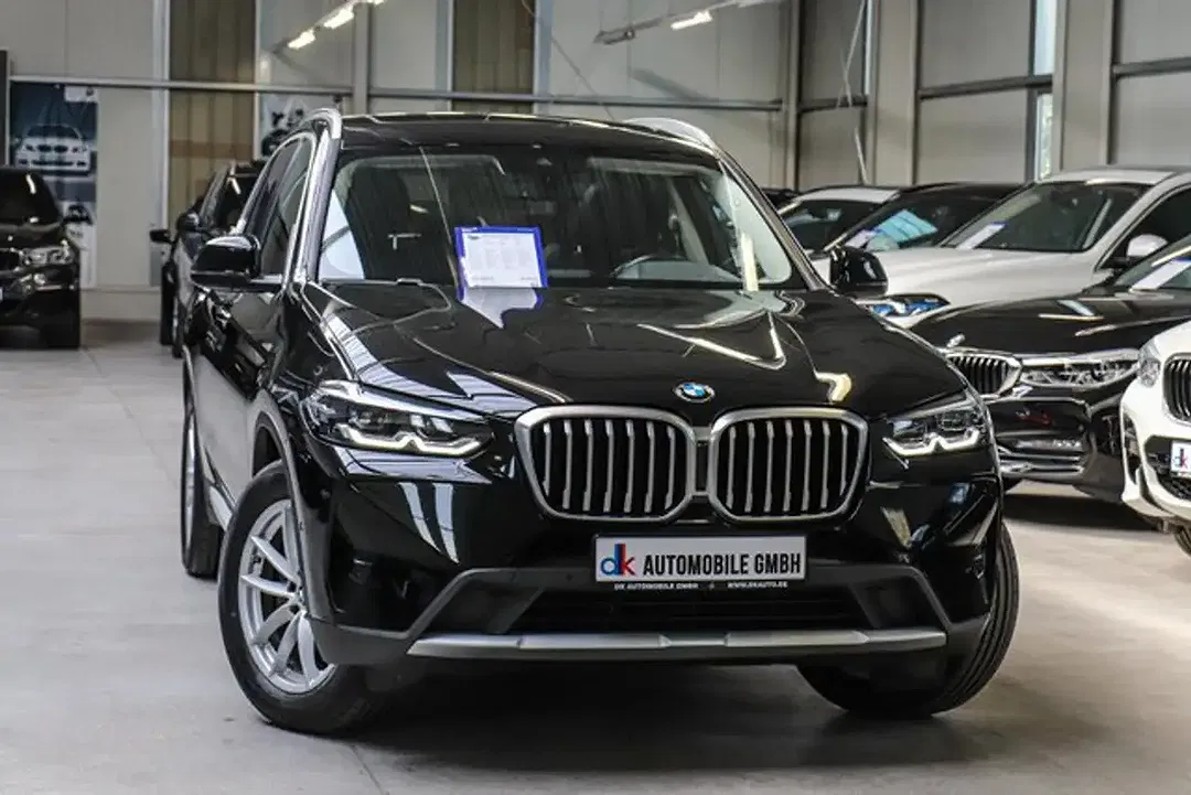 BMW X3 - Thumbnail 2