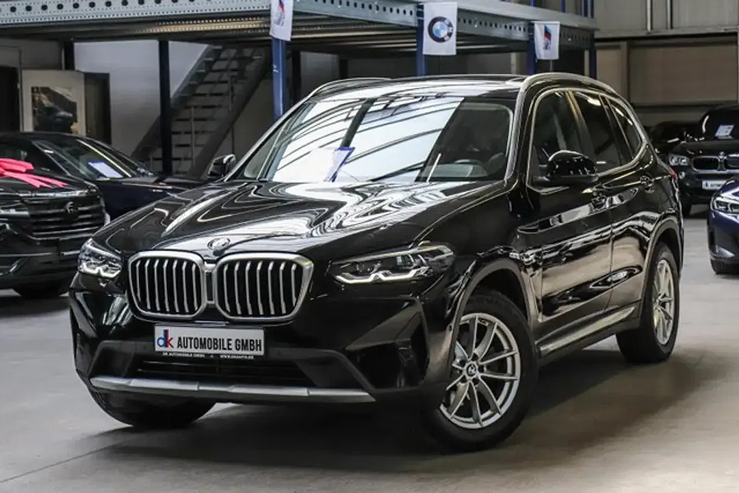 BMW X3 - Thumbnail 6