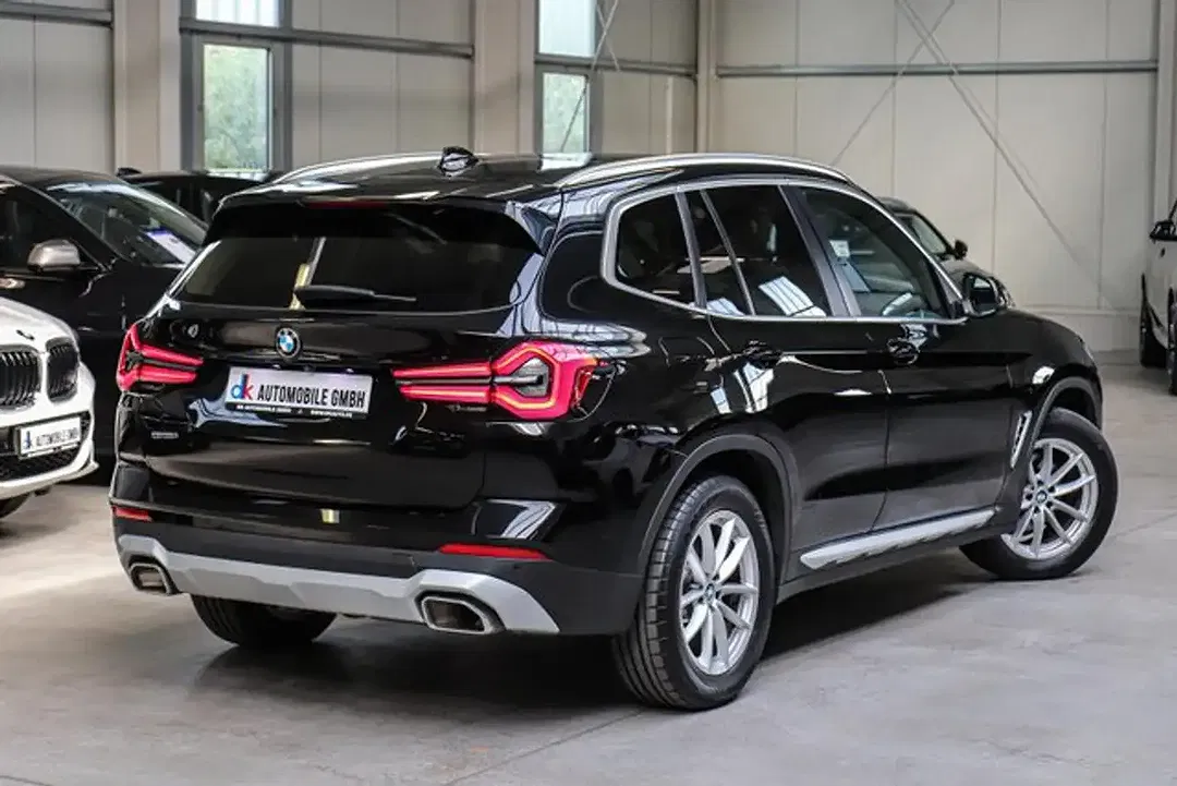 BMW X3 - Thumbnail 8