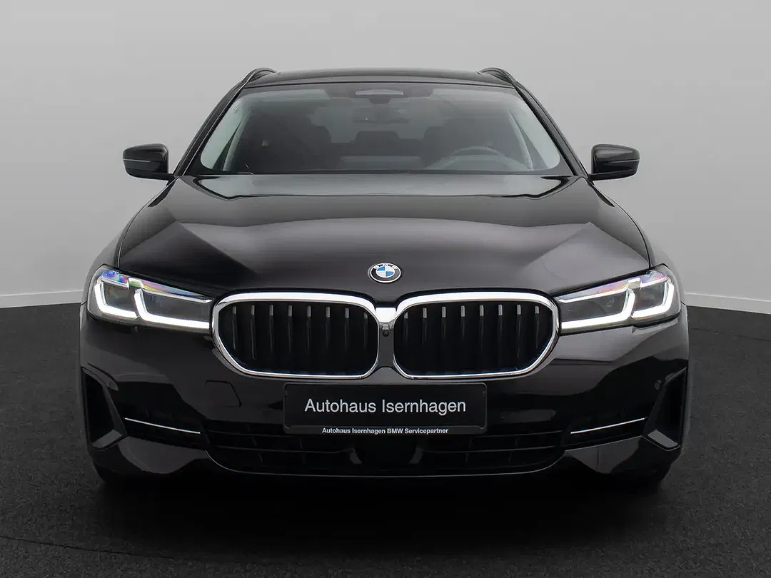 BMW 520 - Thumbnail 2