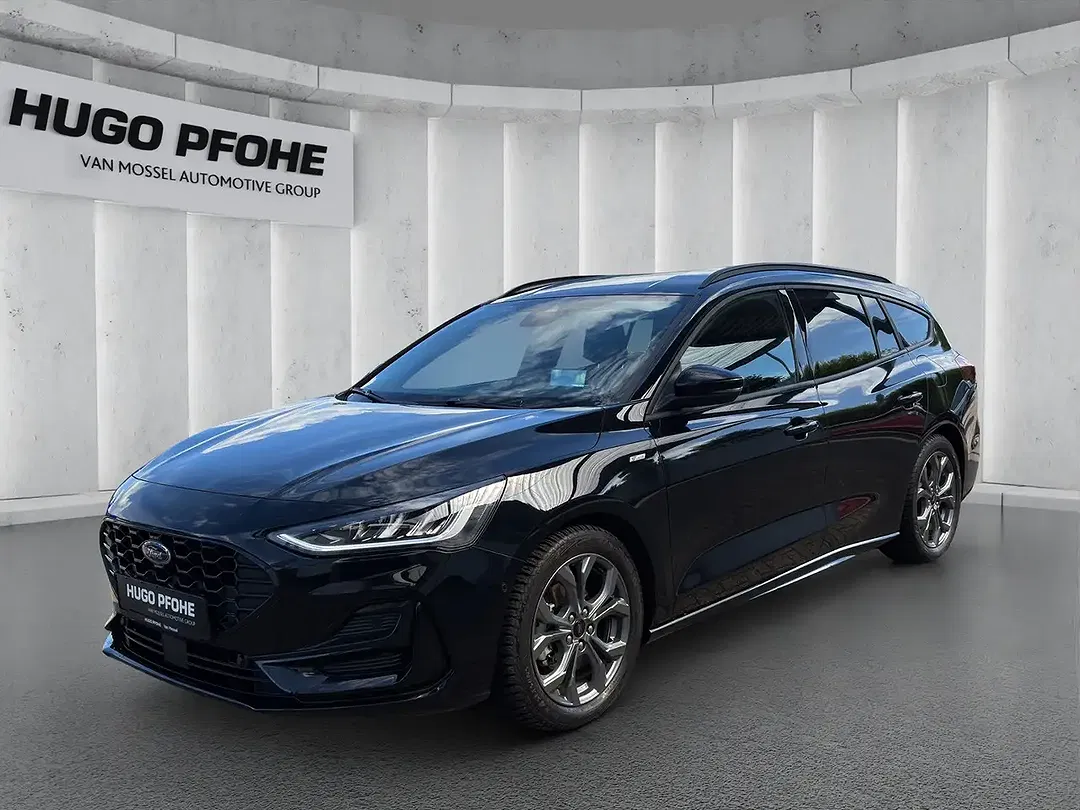 Ford Focus - Thumbnail 1